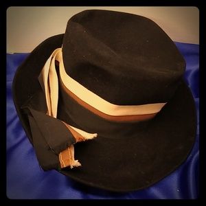 Vintage Mr John Sophisticate Black Hat
